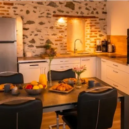 Cosy Avec Vue Degagee Lejlighed Aurillac