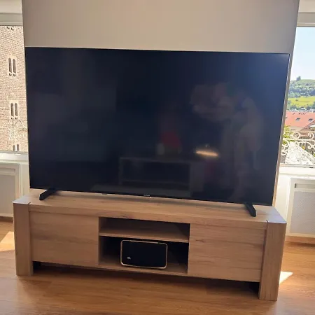 Cosy Avec Vue Degagee